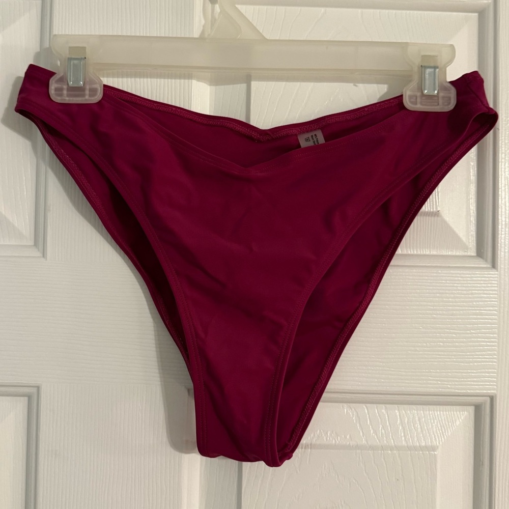 Magenta Pink High Waisted Bikini Bottoms -Size M, BRAND NEW no tags